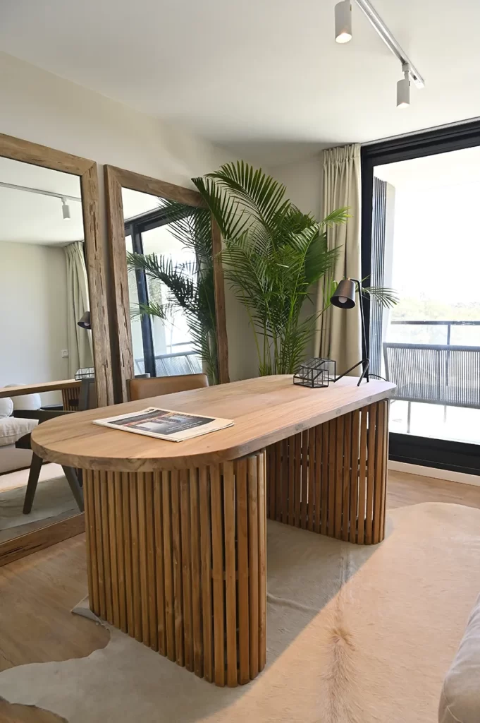 Showroom-Cala-del-Yacht1